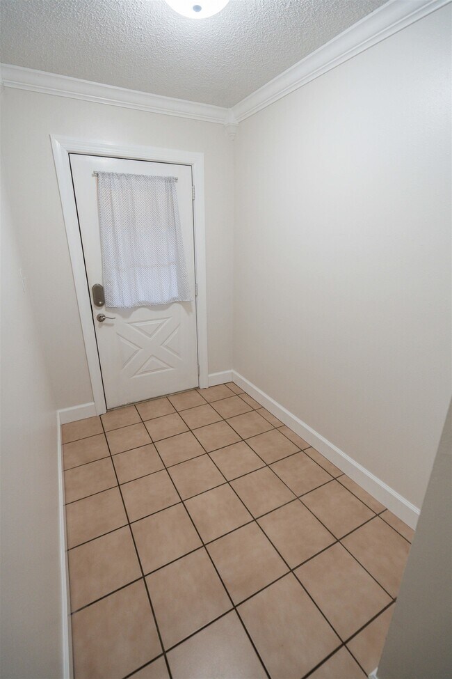 Foto del edificio - 772 Lupine Ln