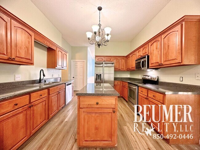 Building Photo - Now Available - 4br/2ba Home near NAS Pensacola back Gate