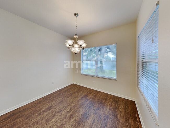 Building Photo - 10707 Carloway Hills Dr