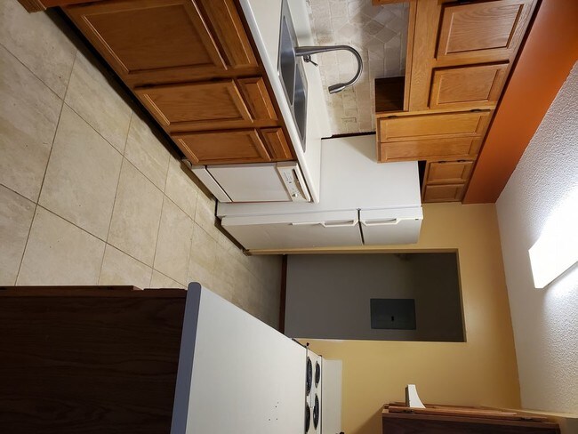 Foto del edificio - 892 Culp Ave 4