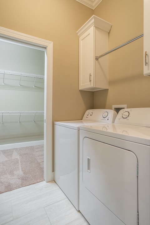 Foto del edificio - 208 Downton Ave