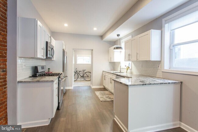 Foto del edificio - 2218 Reed St