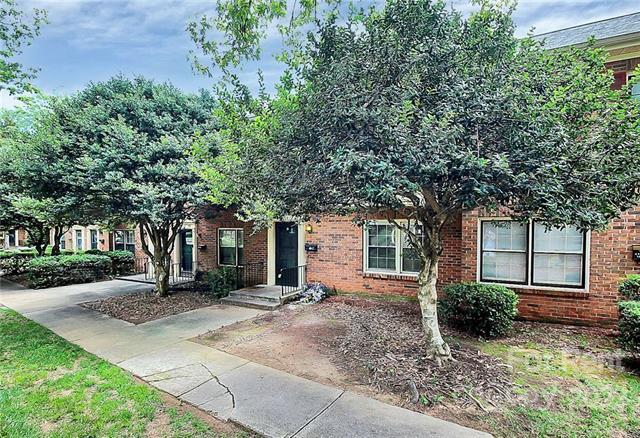 Foto del edificio - 4744 Old Lantern Way