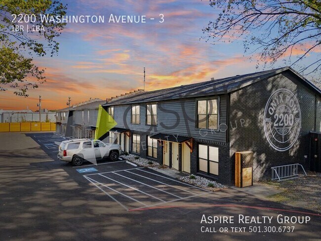 Building Photo - 2200 Washington Ave