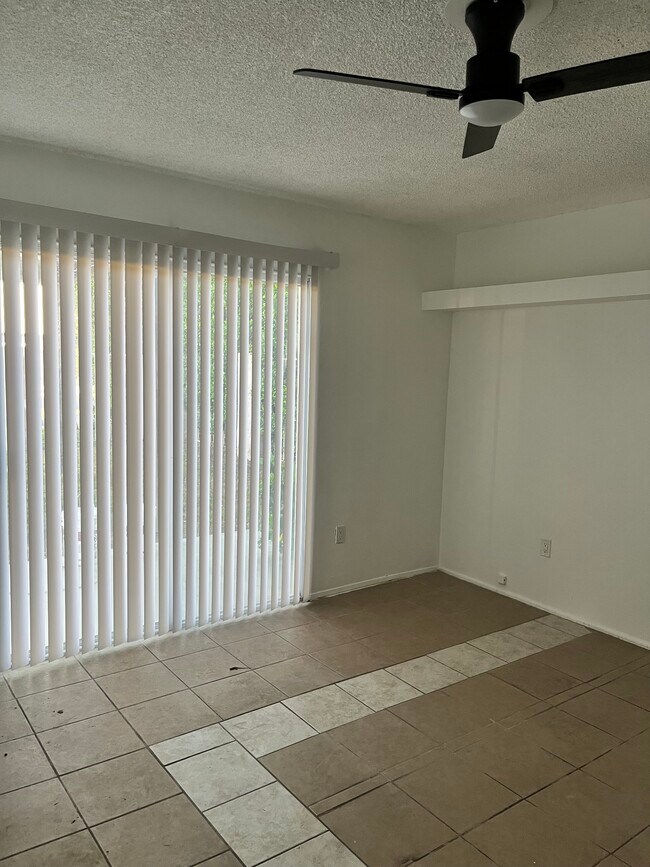 dormitorio principal - 44765 San Luis Rey Ave