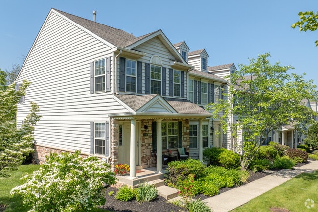 Building Photo - Heritage Summer Hill