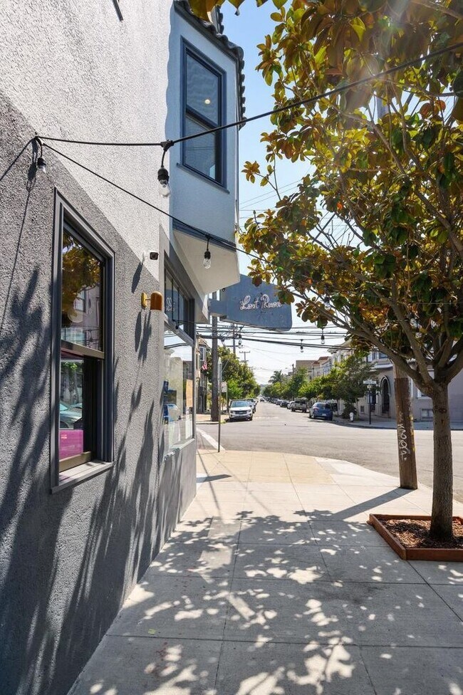 Building Photo - 2734 20th Street
