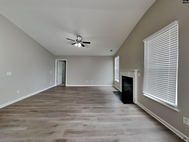 Building Photo - 149 Fox Grove Cir