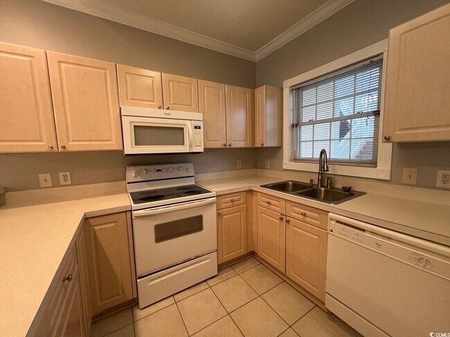 Foto del edificio - 4893 Magnolia Pointe Ln