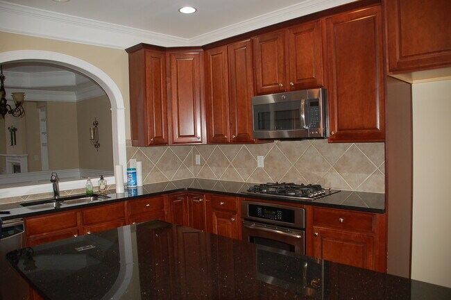Foto del edificio - 4051 Orchard Rd