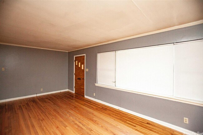 Foto del edificio - 1701 S Taylor St