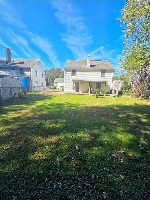 Foto del edificio - 235 B Allen St