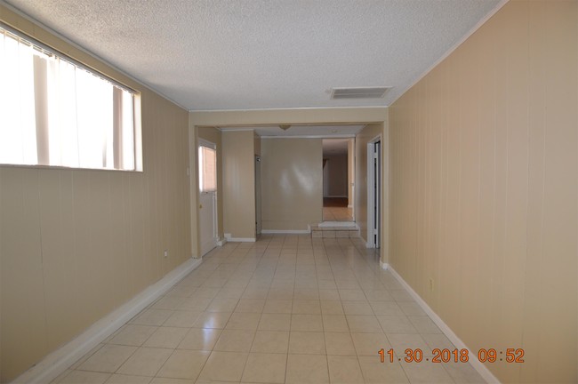 Building Photo - 3000 Alcoa Ave