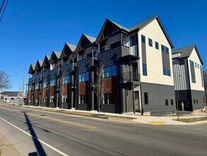 Building Photo - 1857 Zeta Way