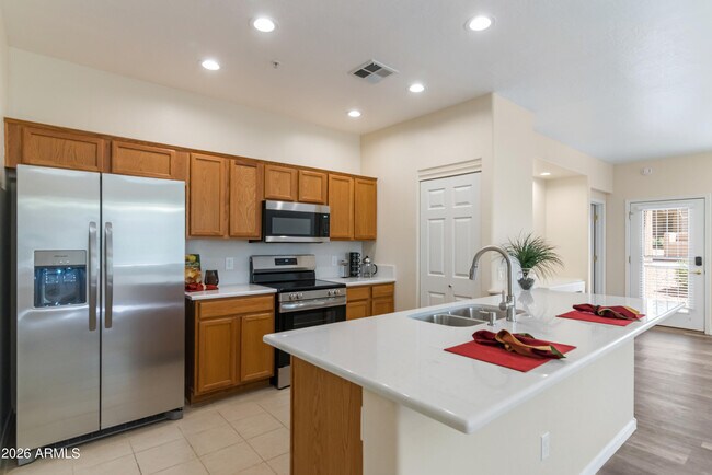 Building Photo - 11500 E Cochise Dr