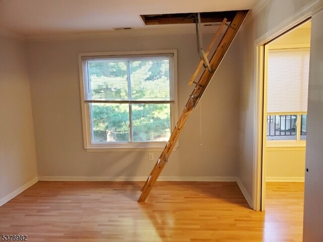 Building Photo - 15286 Aspen Ct
