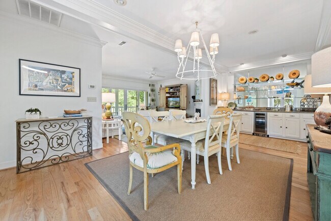 Building Photo - 49 Collins Meadow Dr