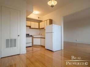 Building Photo - 353 Park