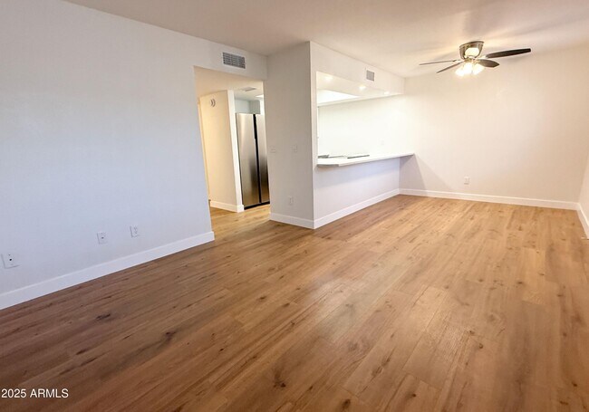 Foto del edificio - 18202 N Cave Creek Rd