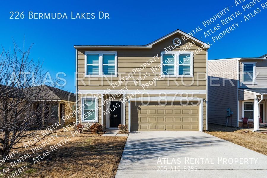 Primary Photo - 226 Bermuda Lakes Dr