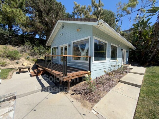 Foto del edificio - 2840 Esturion Pl