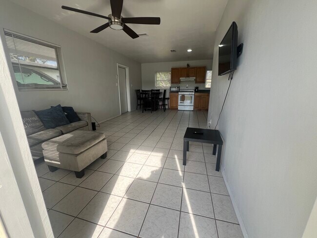 Foto del edificio - 4809 Steyr St