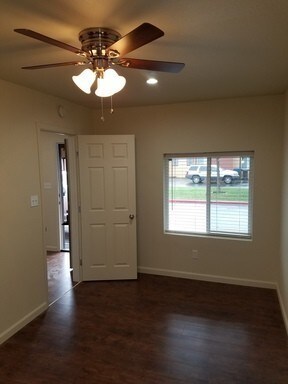 Building Photo - 1 Bed/1 Bath Coming Available August 1st