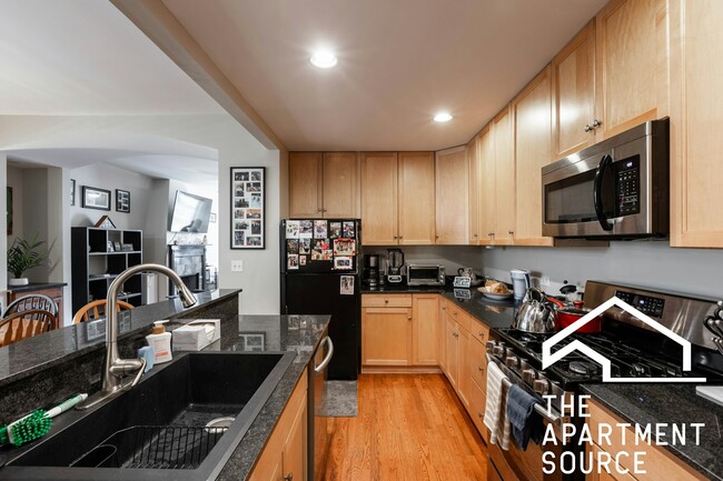 Foto del edificio - 2330 W Huron St