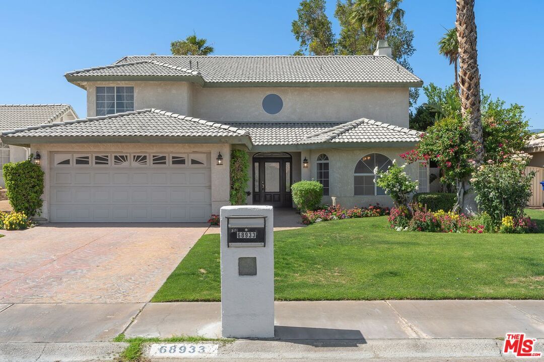 Primary Photo - 68933 Risueno Rd