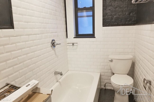 Foto del edificio - 472 41st St