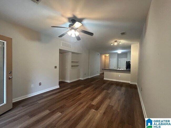 Foto del edificio - 401 20th St N