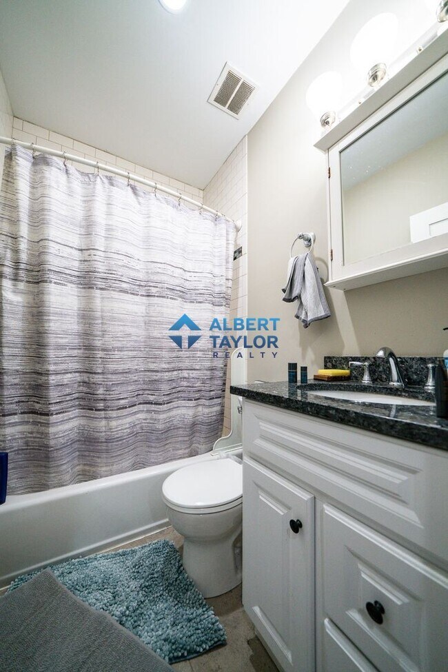 Foto del edificio - 491 Commonwealth Ave