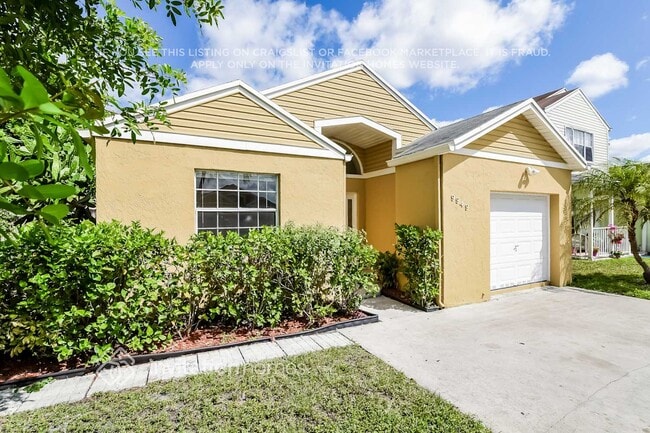 Foto del edificio - 9949 W Daffodil Ln