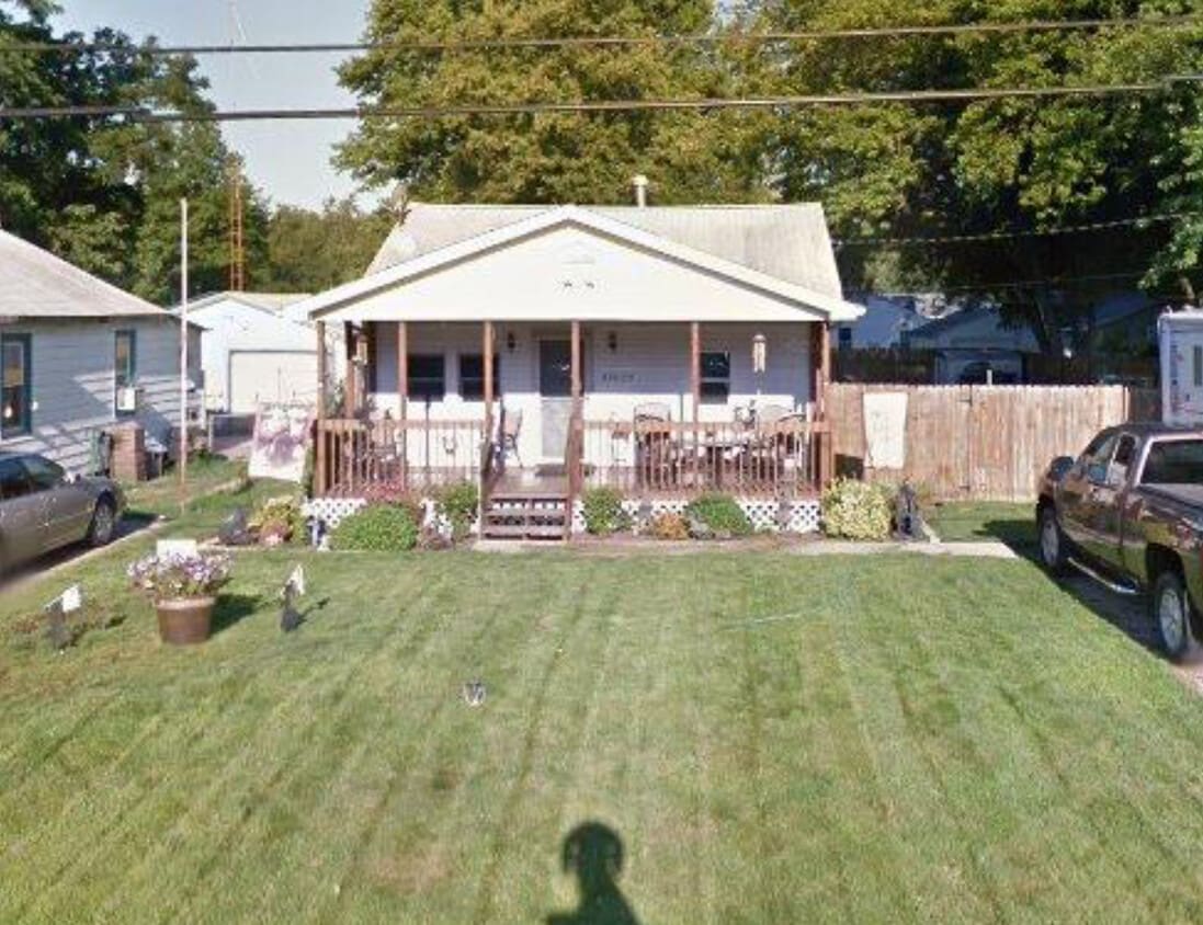 Primary Photo - 57025 Greenlawn Ave