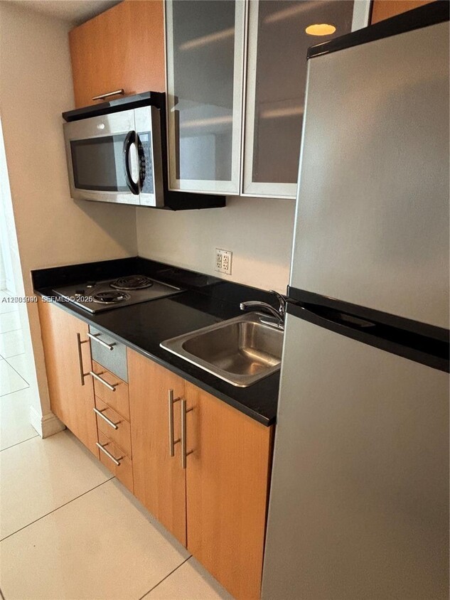 Foto del edificio - 1750 N Bayshore Dr