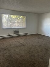 Building Photo - 333 Poplar St