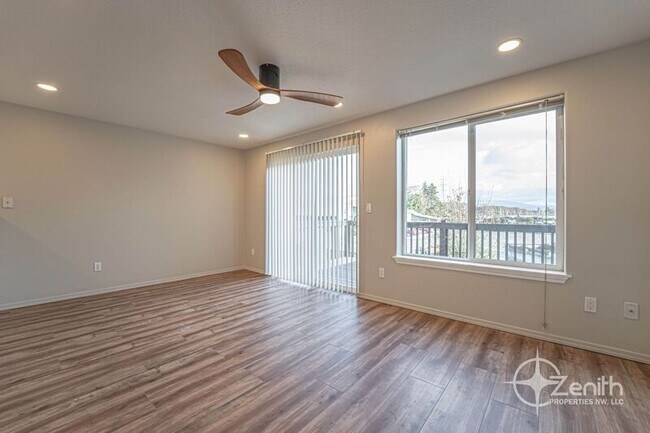 Foto del edificio - 5807 NE 135th Ave