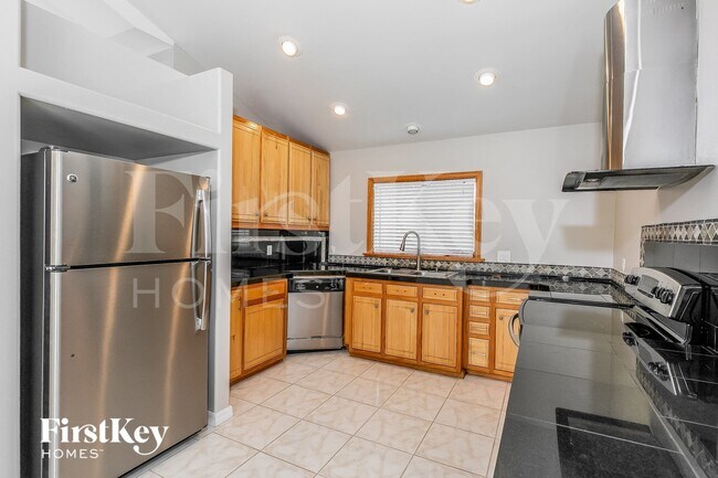 Foto del edificio - 1003 Faircloth Ct