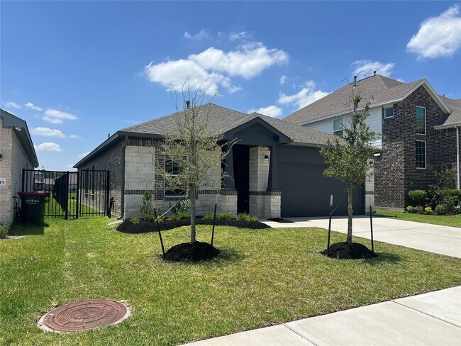 Foto del edificio - 15219 Faushard Ln