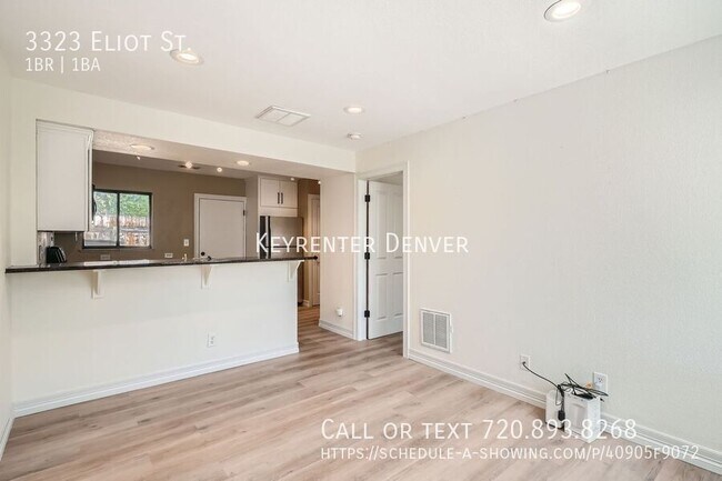 Building Photo - Chic Urban Oasis: Remodeled 1-Bed Townhous...