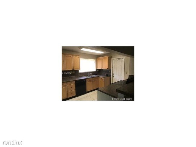 Foto del edificio - 1260 NE 157th St