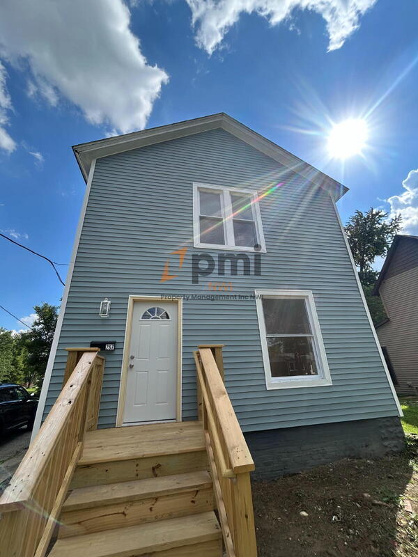 Building Photo - 287 Washington St