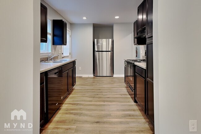 Foto del edificio - 417 E Hinton St