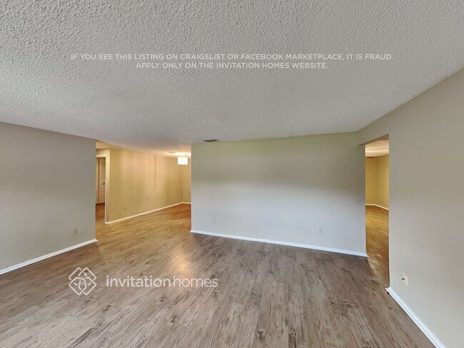 Building Photo - 703 Redondo Dr