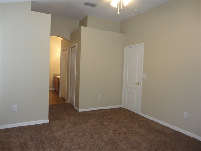 Foto del edificio - 2606 Silvermoss Dr
