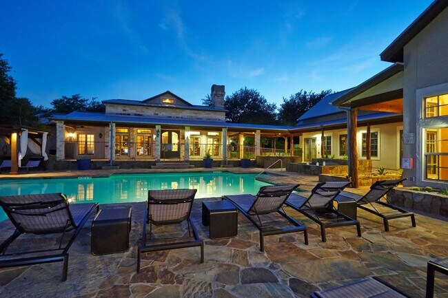 Barton Creek Villas Apartments Austin Tx Apartments Com