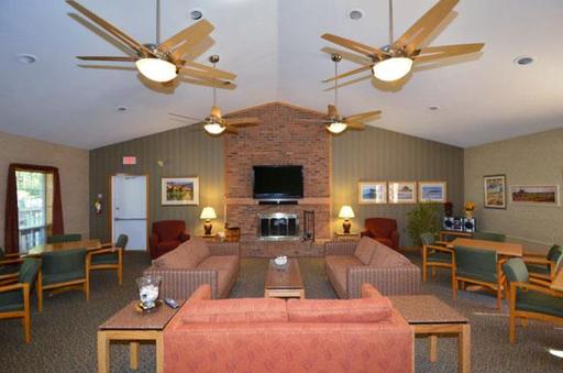 Building Photo - 112 Manor Dr