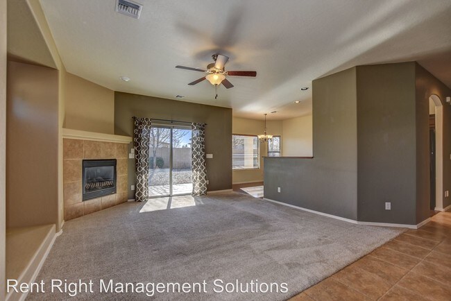 Building Photo - 3 br, 2 bath House - 971 Newton Way