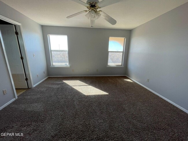 Foto del edificio - 3952 Tierra Venado Dr