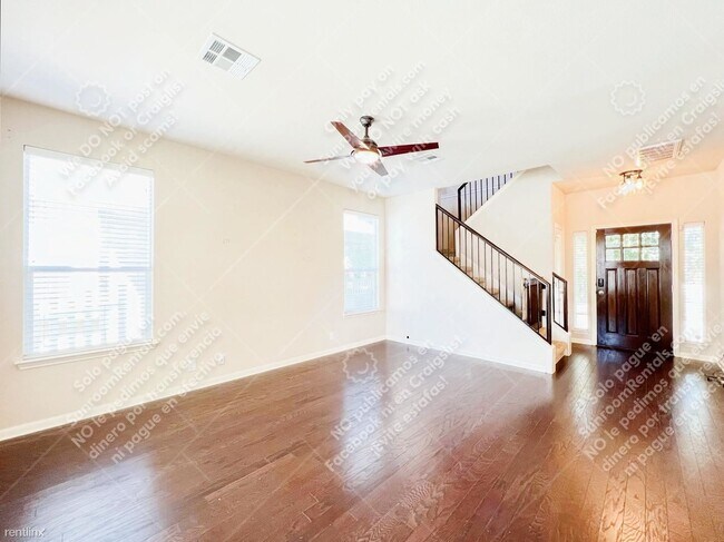 Building Photo - 3 br, 2.5 bath House - 921 Heritage Spring...